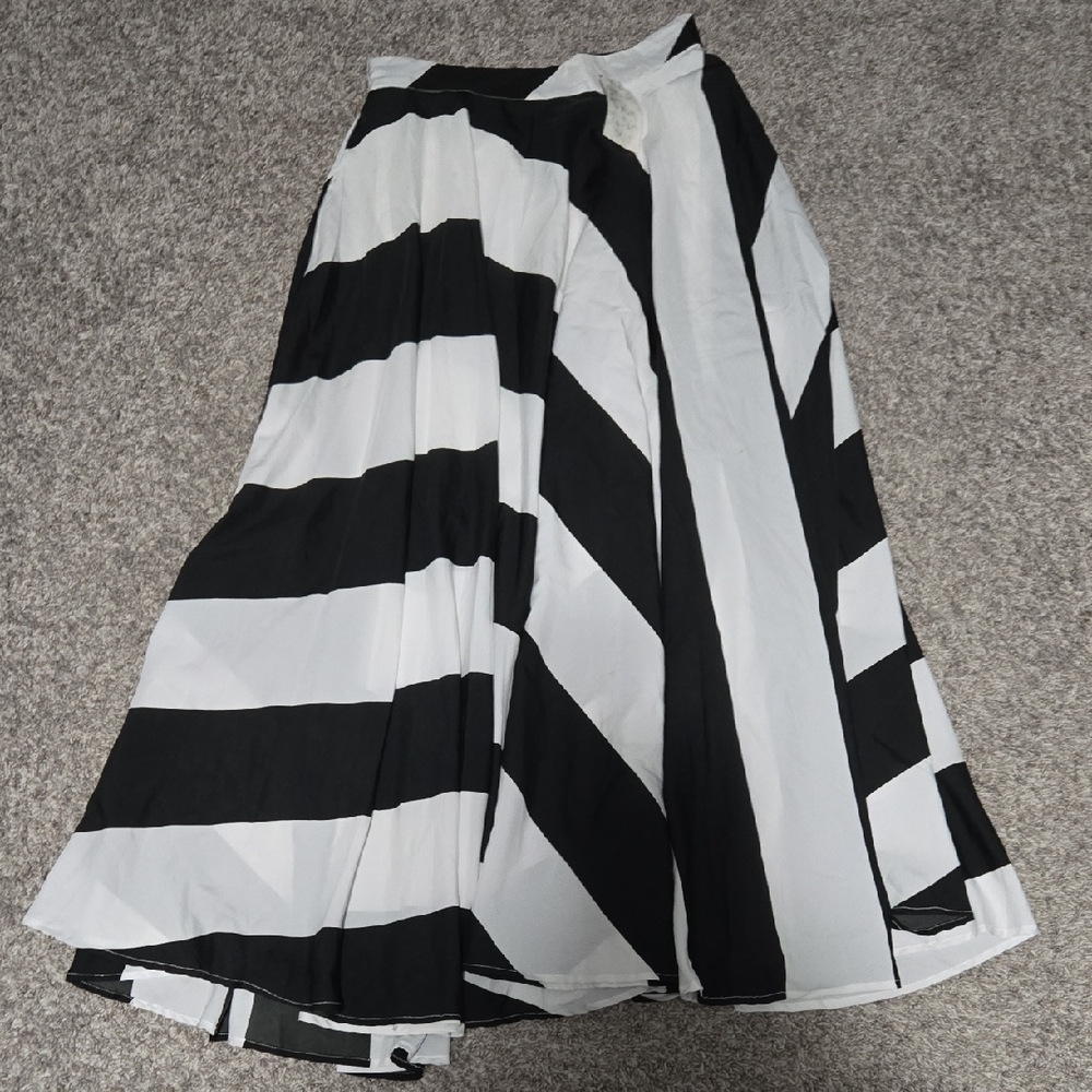 Black and White Striped Women's Skirt
